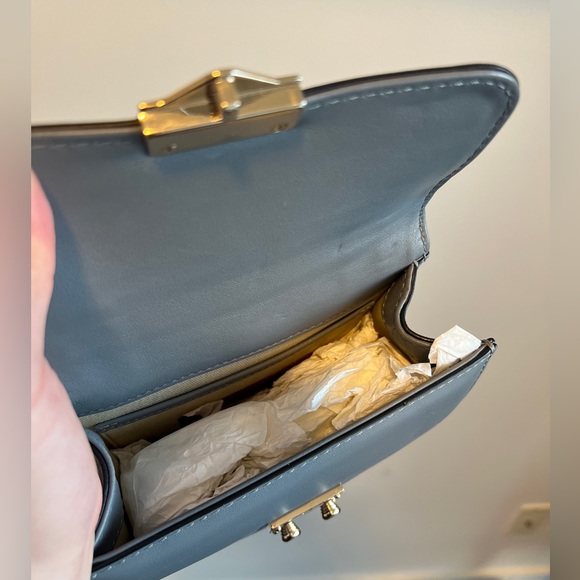 Valentino crossbody bag-haze blue in very New condition - Picture 11 of 11